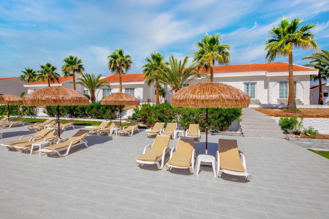Long Beach Villas Famagusta  Bagian luar foto