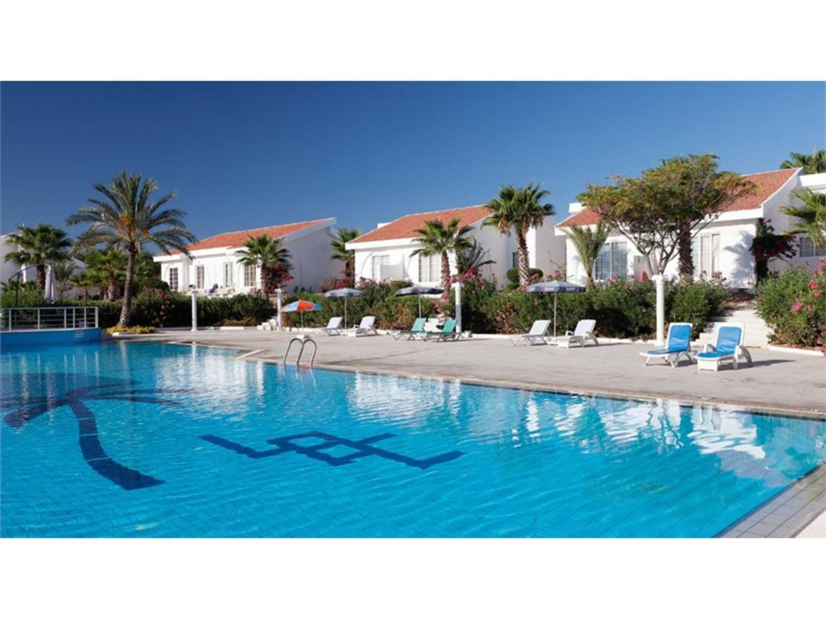 Long Beach Villas Famagusta  Bagian luar foto